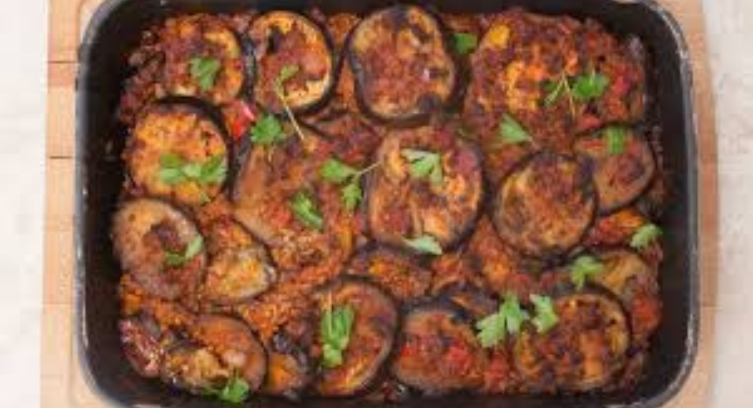 طريقة عمل المسقعة المصرية